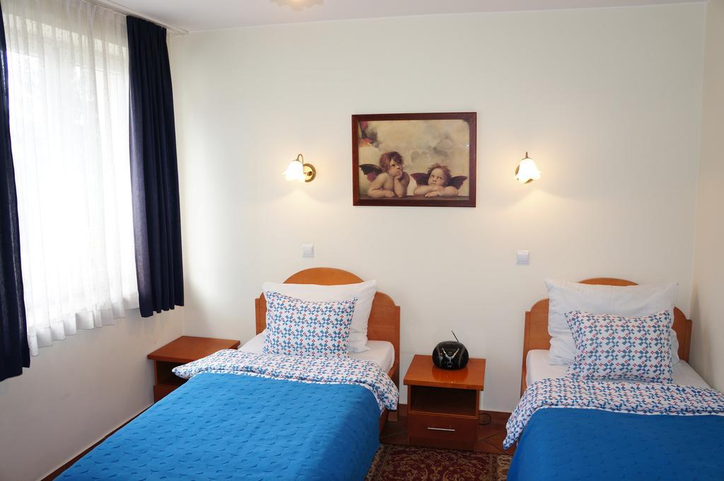 Hotel Lorenzo Краков Номер фото