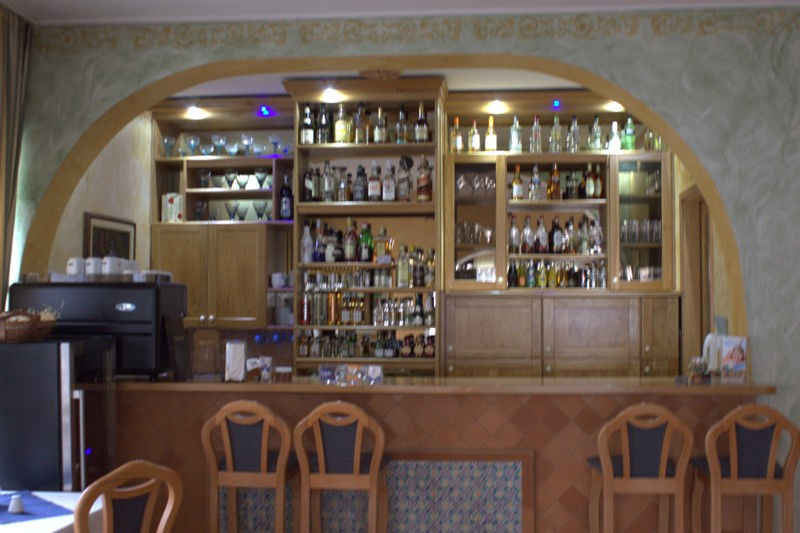 Hotel Lorenzo Краков Экстерьер фото