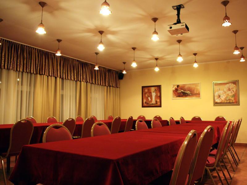Hotel Lorenzo Краков Экстерьер фото